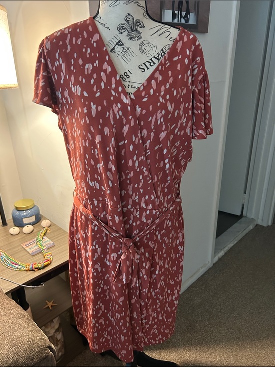 Nine West Dresses & Skirts - Nine West Rust-Pink Spotted Midi Dress